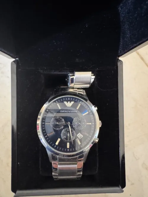 Montre Emporio Armani original