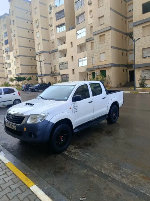 Toyota Hilux 2016 LEGEND SC 4x4
