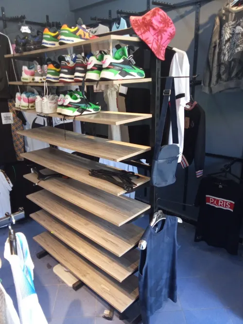 Matériel vêtements homme à vendre 