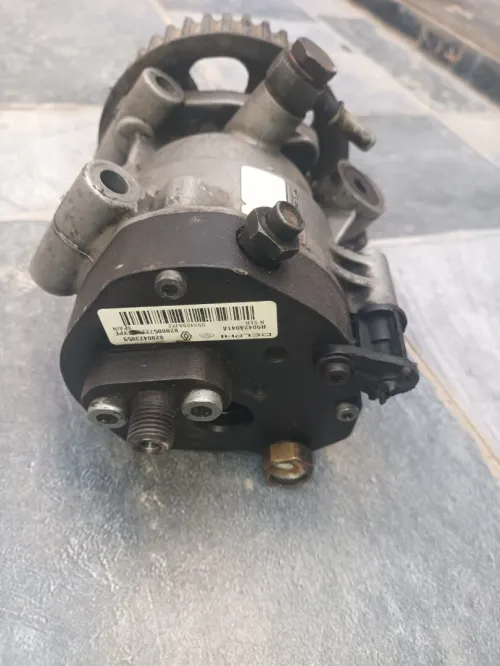 Piece pour renault. Mercedes. Peugeot