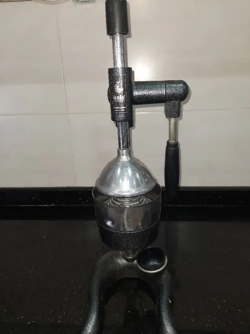 Presse à Grenades