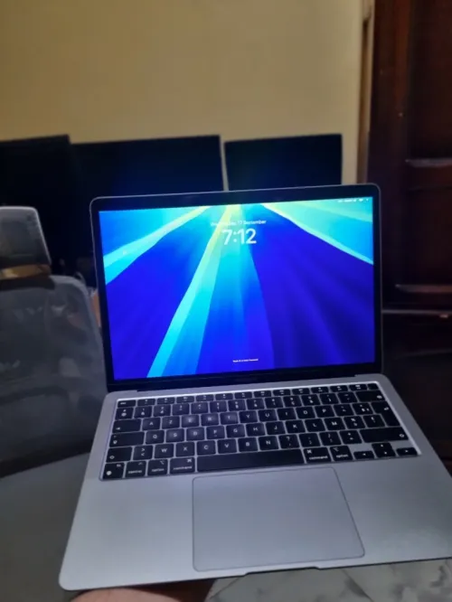Macbook-Air 2020 mM1