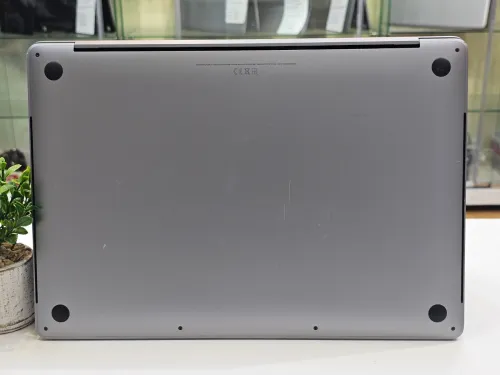 MACBOOK PRO 2019 i9  32GB 2TB RADEON PRO 5500M 16P 3K TOUCHBAR