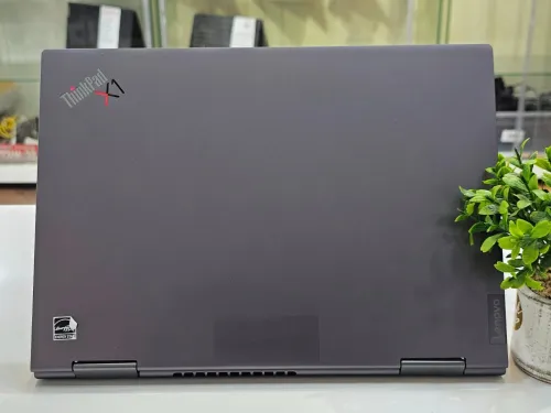 Lenovo Thinkpad X1 Yoga Gen 6 I7-11th  32GB 1TB SSD 13.3P 