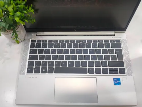 HP Elitebook 830 G8 I5-11TH  16GB 512SSD  13Pouce