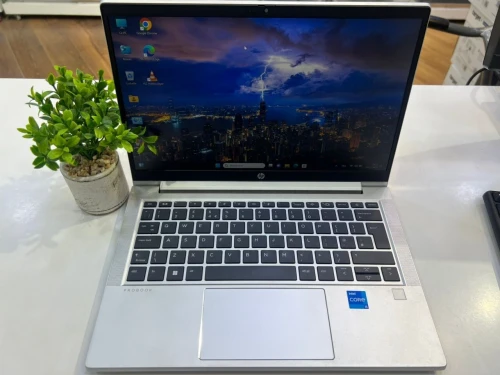 HP PROBOOK 430 G8 i5 11TH 08GB 256ssd. 13.3P
