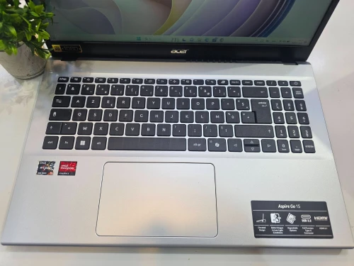 acer Aspire GO 15 Ryzen 5 7TH 16GB 512SSD 15P