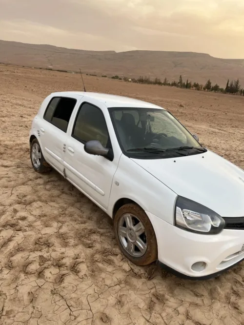 Renault Clio Campus 2015 Mongole