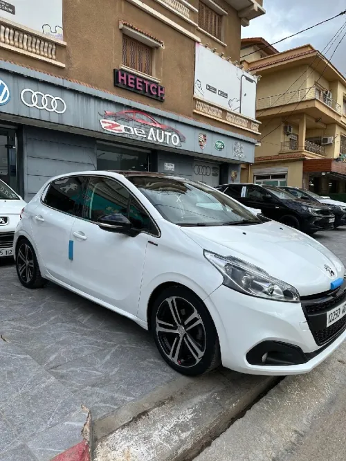 Peugeot 208 2018 GT Line