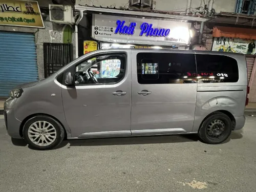 Peugeot Expert 2019 V.U Court