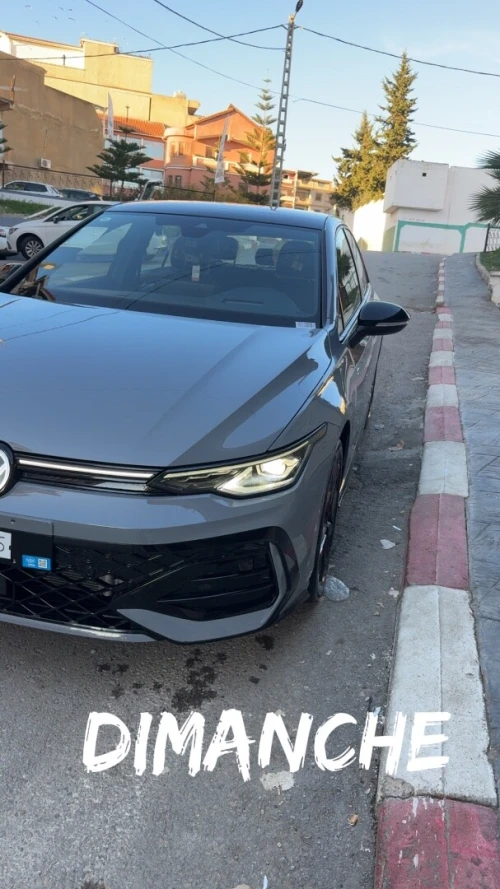 Volkswagen Golf 8 2025 R Black Edition 