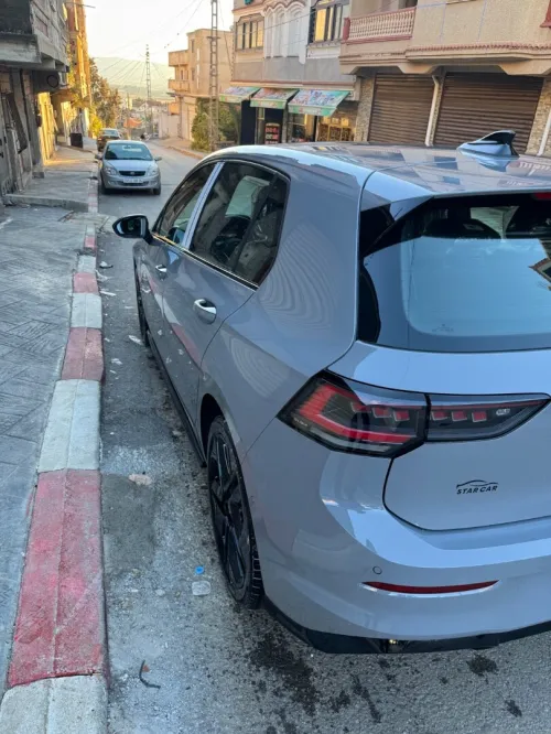 Volkswagen Golf 8 2025 R Black Edition 