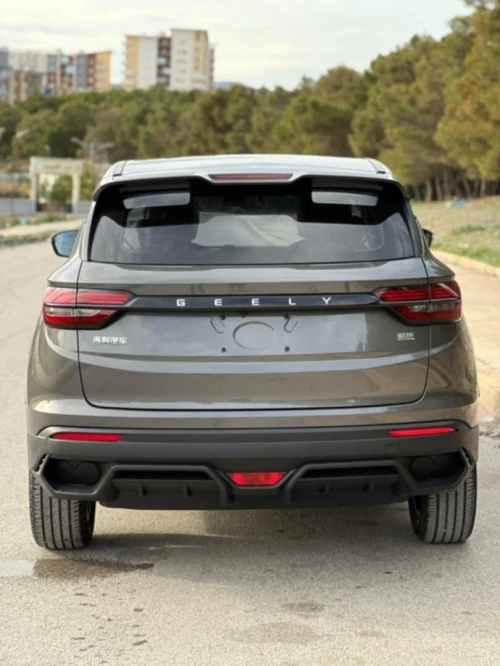 Geely Coolray 2025 