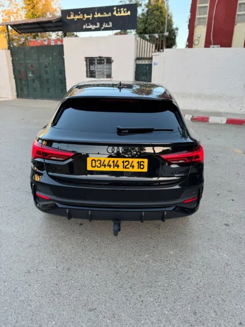 Audi Q3 2024 Black black
