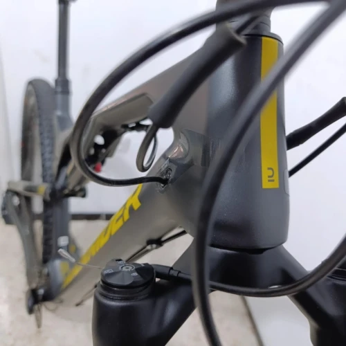 Vélo VTT Rockrider XC 500s Cadre Carbone Taille L 29 pouces 12 vitesses matériel professionnel neuf