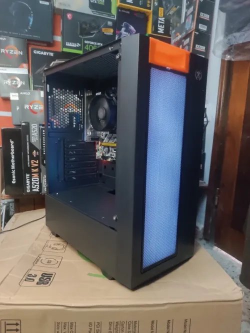 PROMO فيفري افار PC GAMER RYZEN 3 4300G