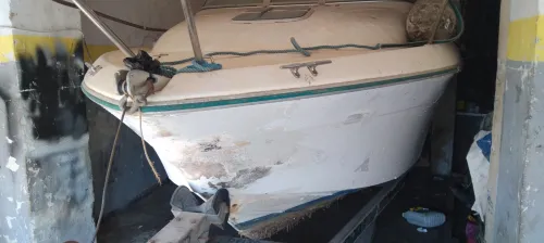 réparation bateaux résine, peinture polyuréthane - gelcoat - Topcoat  زورق نزهة، باخرة، قارب