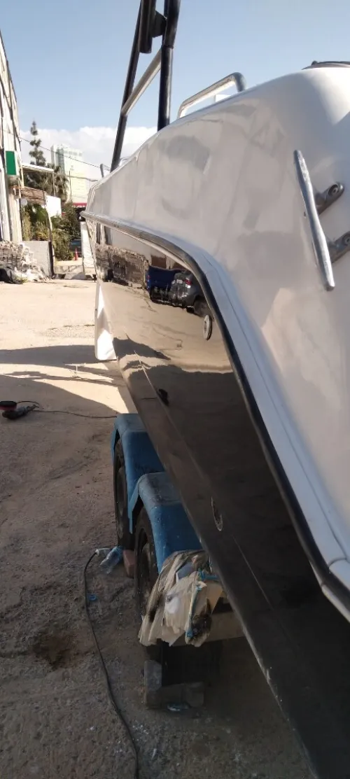 réparation bateaux résine, peinture polyuréthane - gelcoat - Topcoat  زورق نزهة، باخرة، قارب