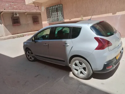 Peugeot 3008 2011 3008