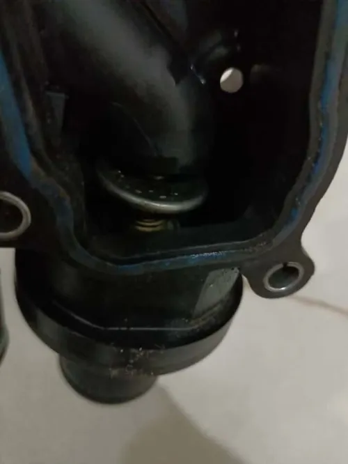 Pipe Thermostat Freelander2 et Evoque