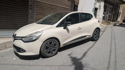 Renault Clio 4 2015 Limited
