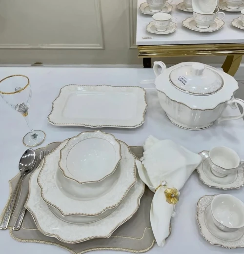 Service à table سرفيس جديد