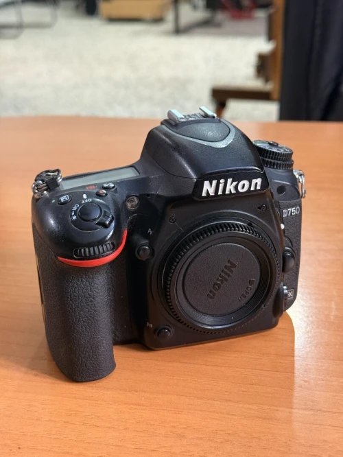 nikon d750