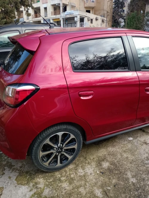 Mitsubishi Mirage 2023 Space star
