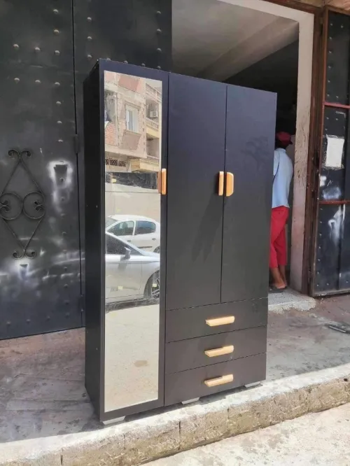 Armoire et commodes disponible chez nous Livraison disponible a domicile 0561085348