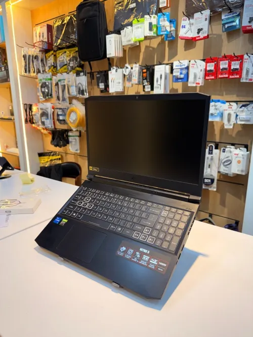 Acer Nitro 5 AN515-57 / i5-11400H / RTX 3060 6GB / 16GB / 512GB SSD