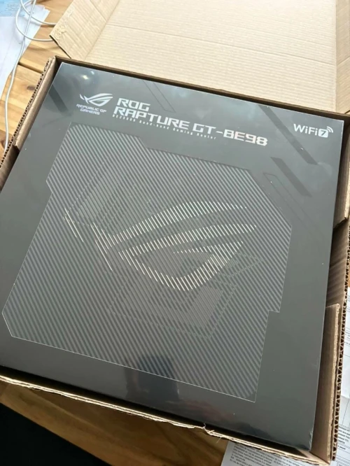 Router ASUS ROG Rapture GT-BE 98 wifi 7