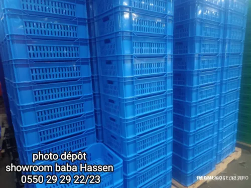 Caisse de rangement et palette