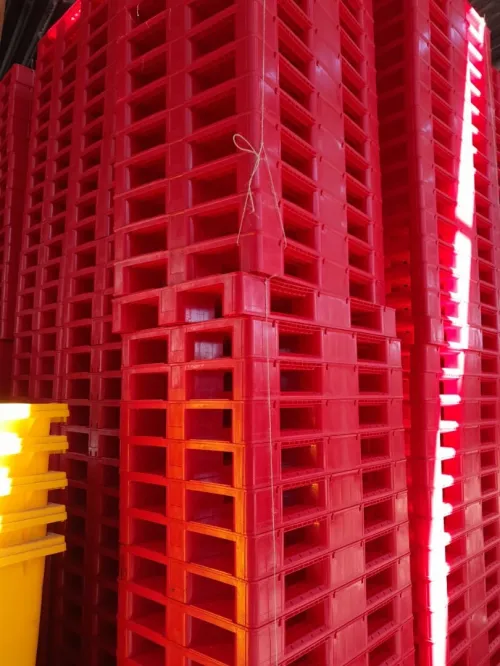 Chariot en plastique grand modèle