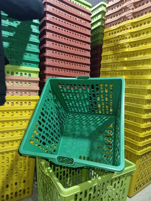 Caisse palette et palette de manutenti