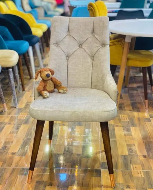 Chaises et tables