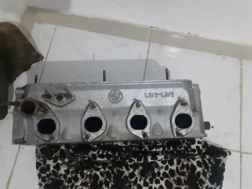 pièces BMW e30 moteur m10 
