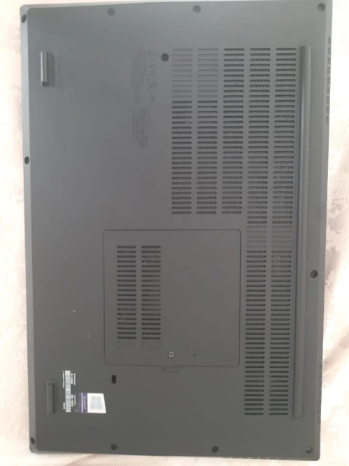 ThinkPad P15 Gen1 i7-10850H 16GB  512GB SSD 