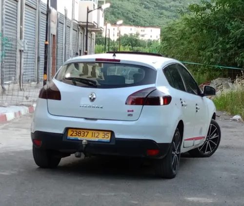 Renault Megane 3 2012 Play
