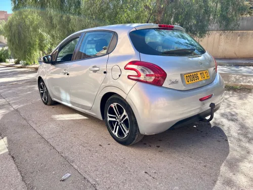 Peugeot 208 2013 Active