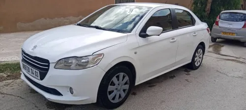 Peugeot 301 2014 Fennec