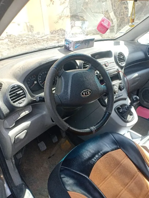Kia Carens 2012 