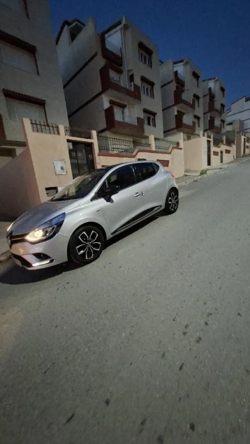 Renault Clio 4 2019 Limited 2