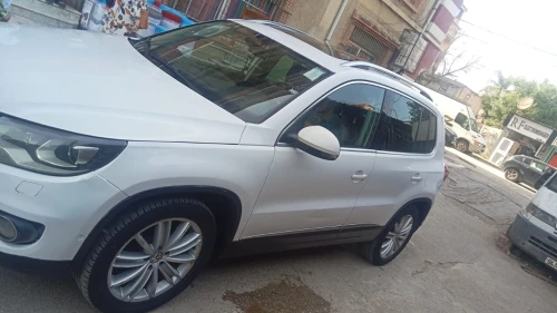 Volkswagen Tiguan 2011 Carat +