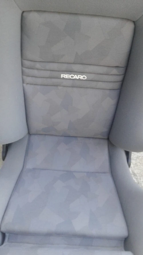 Fauteuil roulant adaptable au voiture de transfert