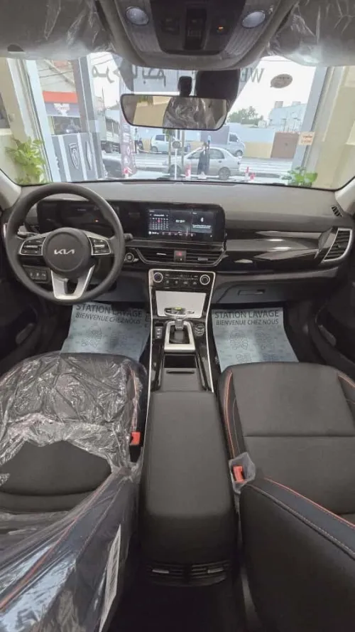 Kia Seltos 2025 luxyri