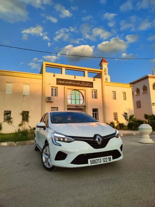 Renault Clio 5 2022 E TECH
