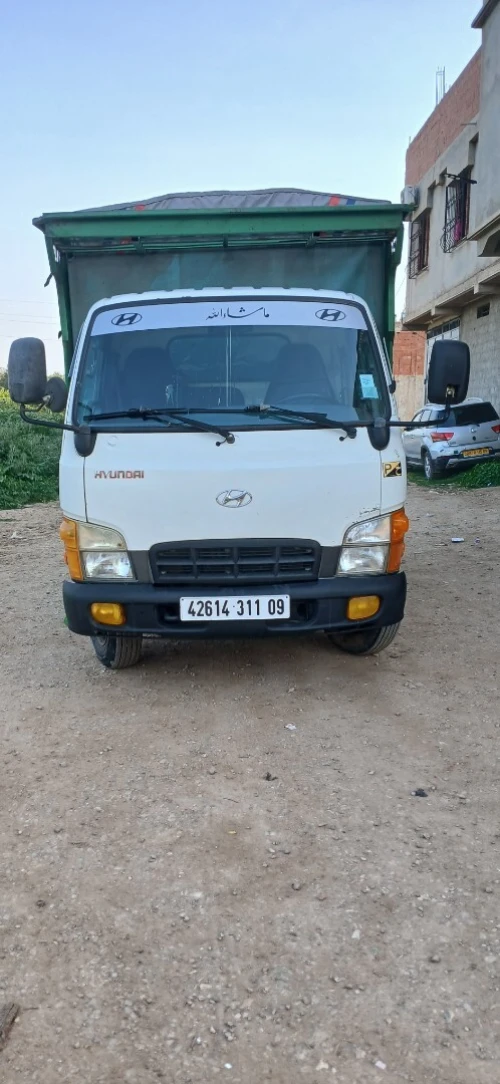 Hyundai HD35 2011
