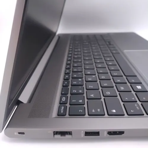 HP ZBOOK POWER G7 Xeon W10855M 16G  512 Gb SSD 15.6 NVIDIA QUADRO T2000 4G 