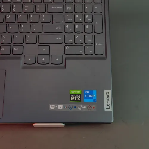 Lenovo legion slim 7 i7-12700H rtx 3050TI  16gb ddr5 512GB SSD 16" WQXGA