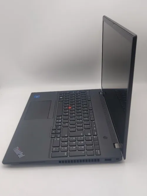 Lenovo Thinkpad P16s Gen 1 i7 1260P 32 Go DDR4 1 Tb SSD NVIDIA Quadro T550 4 Go 16 Pouces